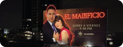 Anuncio publicitario gigante